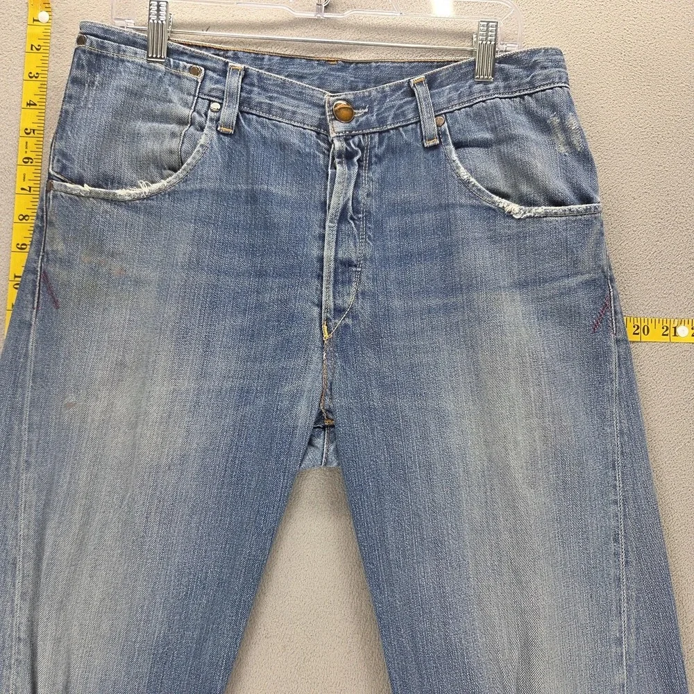 Levis 13151 important